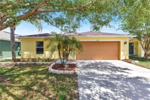 4629 Caverns Dr, KISSIMMEE