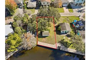 7259 Tropical Dr, WEEKI WACHEE