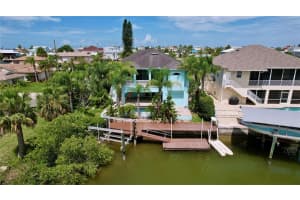 4260 Columbus Dr, HERNANDO BEACH