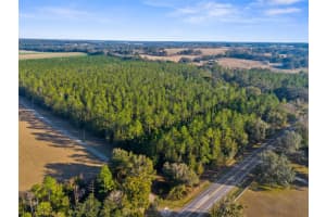 100 Spring Lake Hwy, BROOKSVILLE
