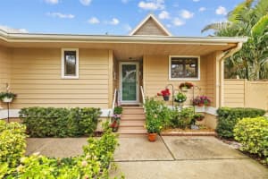 1002 Caravel Ct, TARPON SPRINGS