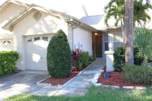 2568 W Brook Ln, CLEARWATER