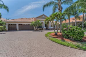 1033 Tuscany Dr, TRINITY