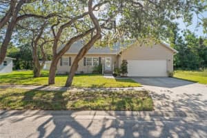 15613 Charmwood Dr, HUDSON