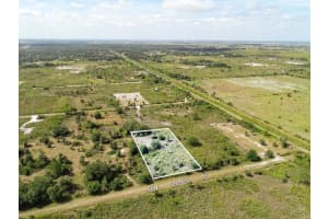 21492 Nw 284th St, OKEECHOBEE