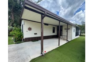 605 Michigan Blvd #100, DUNEDIN