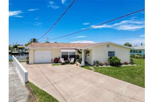 12817 2nd Isle, HUDSON