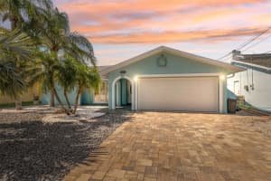 6637 Driftwood Dr, HUDSON