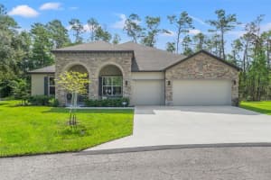 7 Bellis Ct, HOMOSASSA