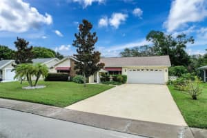 12504 Stagecoach Ln, HUDSON