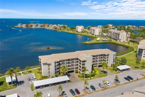 8211 Brent St #832, PORT RICHEY