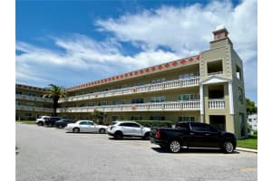 2426 Ecuadorian Way #24, CLEARWATER