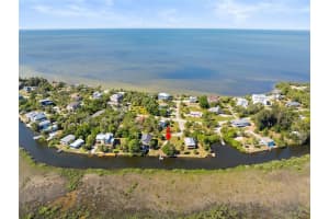 10166 Cabana St, WEEKI WACHEE