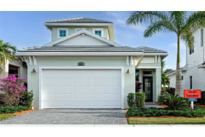 1025 Port Blue Way, DELAND 1025 Port Blue Way, DELAND