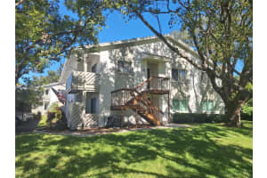 12400 Eagleswood Dr #d, HUDSON