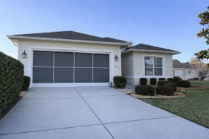 10127 Tria Dr, WEEKI WACHEE