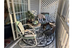 2111 Vista Del Sol Cir #403, LUTZ