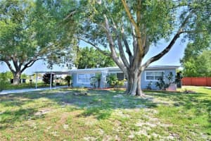 321 Raymond Ave, FROSTPROOF 321 Raymond Ave, FROSTPROOF