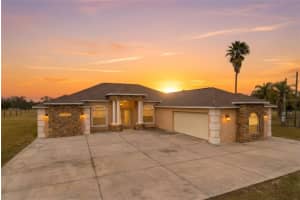 27001 Baxter St, BROOKSVILLE