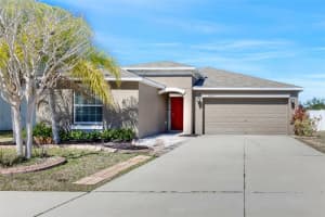 10554 Standing Stone Dr, WIMAUMA