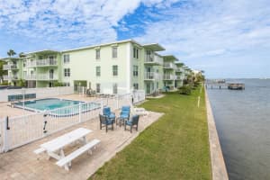 464 N Paula Dr #106, DUNEDIN