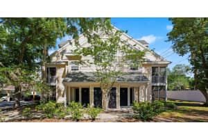 3321 Haviland Ct #104, PALM HARBOR