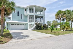 7352 Gulf Way, HUDSON