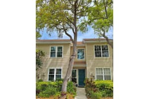 2122 Clover Hill Rd, PALM HARBOR
