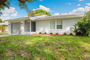 1010 Clearmont St, SEBASTIAN 1010 Clearmont St, SEBASTIAN
