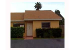 3704 Mil Lake Circle, Greenacres