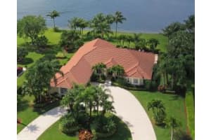 8668 Wendy Lane E, West Palm Beach