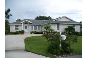 1382 Sw Vizcaya Circle, Palm City