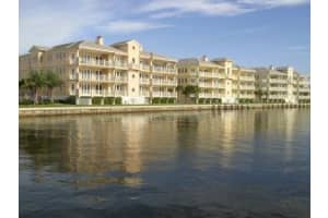 11 Royal Palm Pointe 1e, Vero Beach