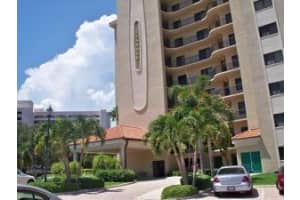 370 Golfview Road 204, North Palm Beach