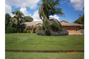 1857 Sw Stratford Way, Palm City
