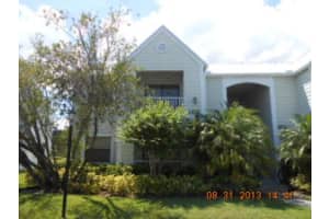 1155 3rd Avenue Apt 201, Vero Beach