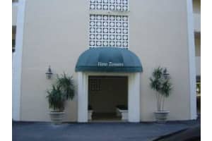 275 Date Palm Road 306, Vero Beach