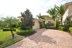 127 Bianca Drive, Palm Beach Gardens