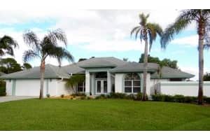 1009 Sw Sand Oak Drive, Palm City