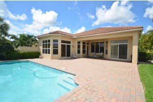110 Siesta Way, Palm Beach Gardens