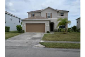 690 Carriage Lake Way, Vero Beach