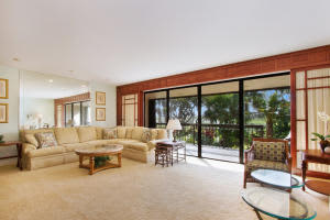 2335 S Ocean Boulevard C 11, Palm Beach