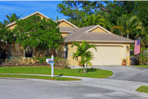 5895 Loxahatchee Pines Drive, Jupiter 5895 Loxahatchee Pines Drive, Jupiter