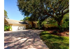 8854 Se Marina Bay Drive, Hobe Sound