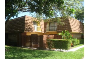 825 Center Street 53d, Jupiter