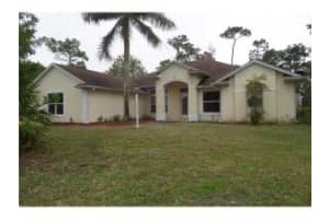 11 Carl Avenue, Sebastian 11 Carl Avenue, Sebastian