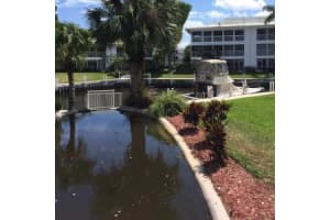 1854 Sw Palm City Road 202, Stuart
