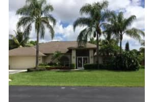 2017 Sw Hunters Club Way, Palm City