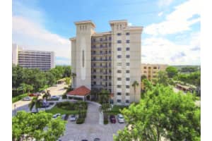 370 Golfview Road 202, North Palm Beach