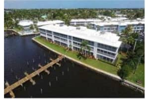 1868 Sw Palm City Road 101, Stuart